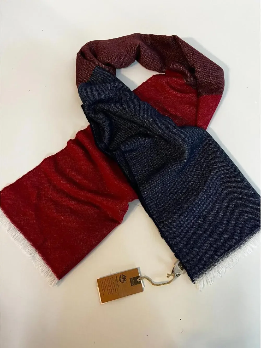 Timberland $58 Men's Medium Weight Red Navy Acrylic Scarf